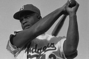 足总杯最新形势：皇家马德里高居榜首，休斯顿火箭强势追赶，冠军归属成迷-乐动体育下载