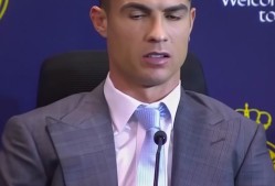 关于波尔图连续五场破门，C罗主帅直言：这小子挡不住！的信息-乐动体育下载